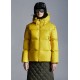 2022 Moncler Asaret Short Hooded dunjacka Dam Down Puffer Coat Vinterjacka Gul