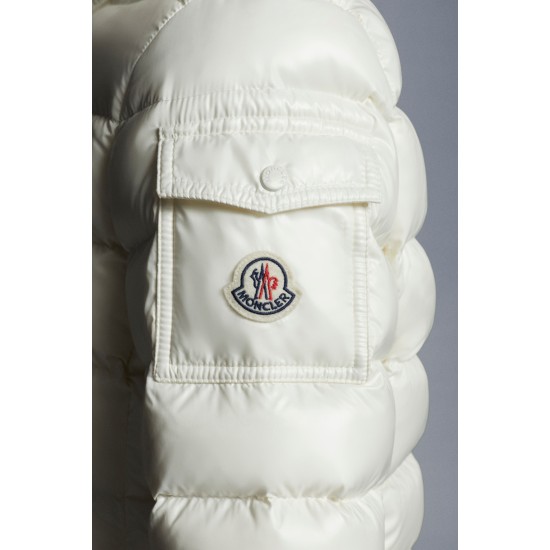 2022 Moncler Badyfur Collar Short dunjacka Dam Down Puffer Coat Vinterjacka Vit