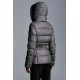 2022 Moncler Cardamine Fur Collar Short dunjacka Dam Down Puffer Coat Vinterjacka Silver