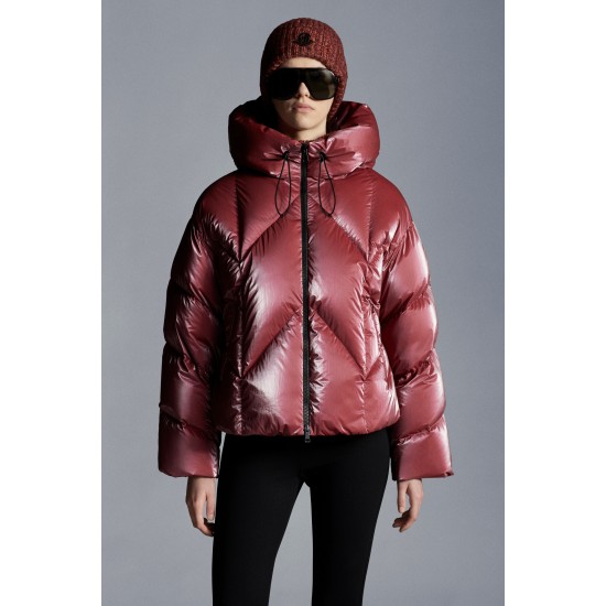 2022 Moncler Frele Short Hooded dunjacka Dam Down Puffer Coat Vinterjacka Cherry Rosa