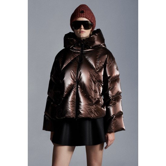 2022 Moncler Frele Short Hooded dunjacka Dam Down Puffer Coat Vinterjacka Dark Brun