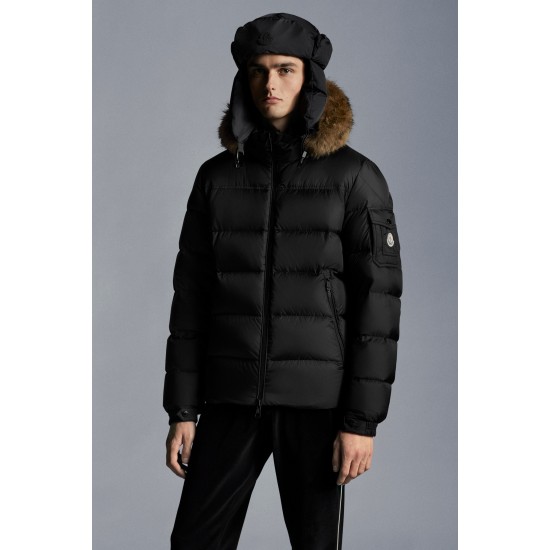 2022 Moncler Marque Kort Dunjacka Herr Fur Hooded Puffer Dunrock Vinterjacka Svart